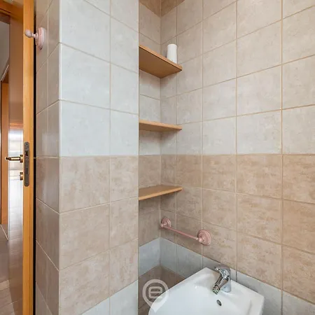 House Afrodite Appartement *